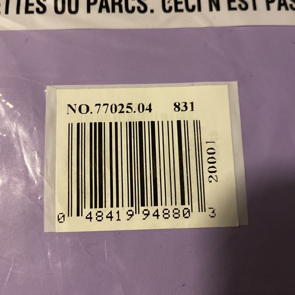 10/$15  Sealed Lavender Flannel backedTable-cover,Table Skirt & TCoverNWT - Picture 14 of 14